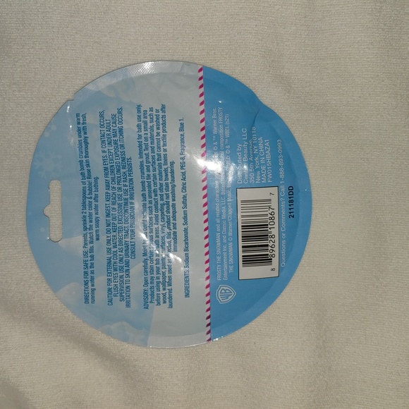 Frosty the snowman "winter magic" snow dust scented bath bomb crumbles New - Picture 2 of 4